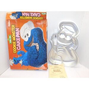 VINTAGE 1971 WILTON COOKIE MONSTER CAKE PAN IN BOX #502-7415